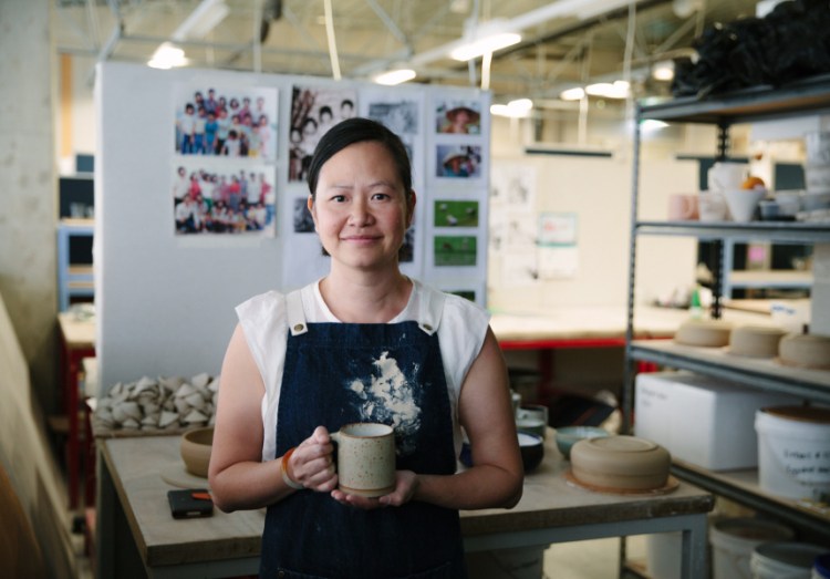 Khoa Edgecombe, Broadsheet